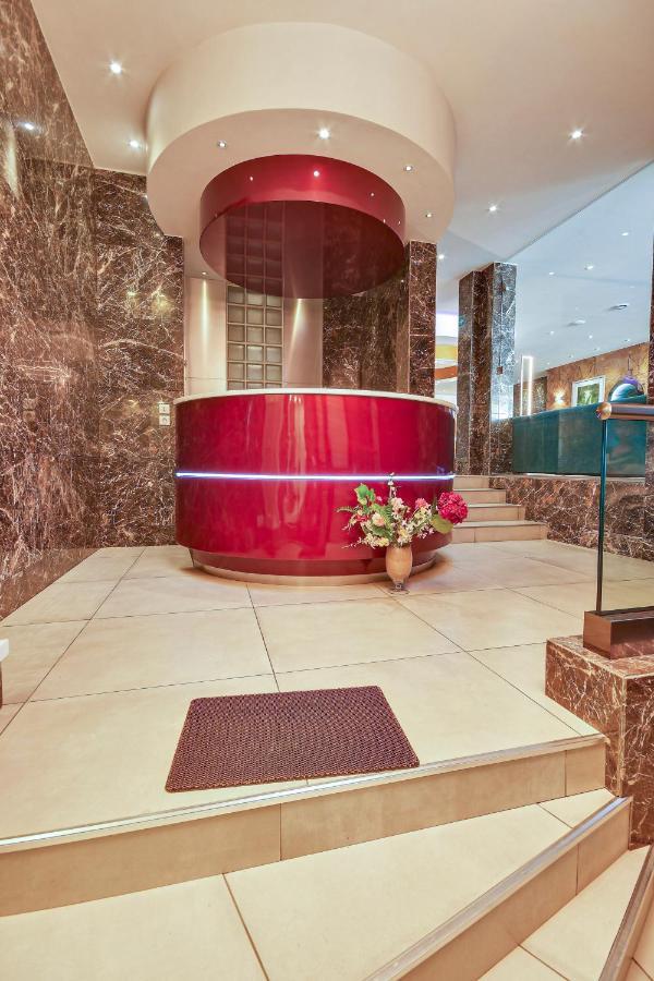 Samsara Hotel อันตานานารีโว ภายนอก รูปภาพ