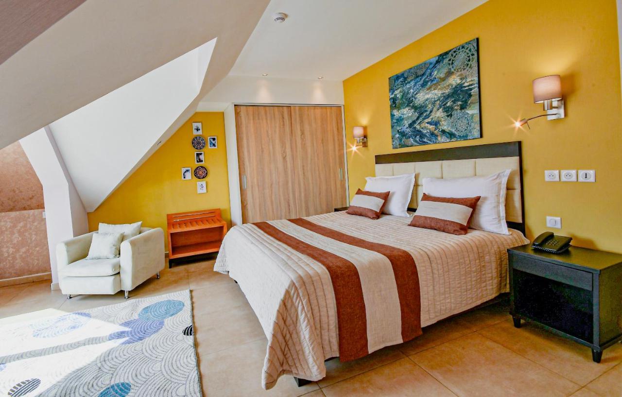 Samsara Hotel อันตานานารีโว ภายนอก รูปภาพ
